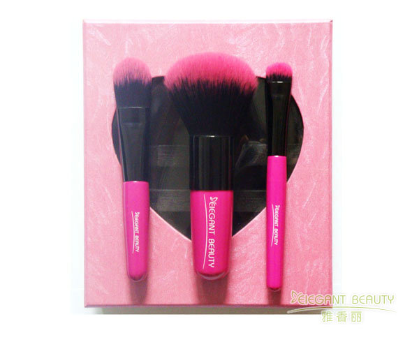 定制成套化妝刷時(shí)，是否可以添加品牌標(biāo)識或個(gè)性化圖案？